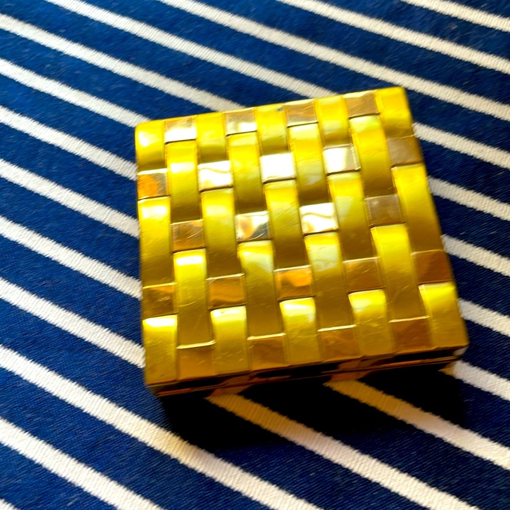 Evan’s cigarette holder